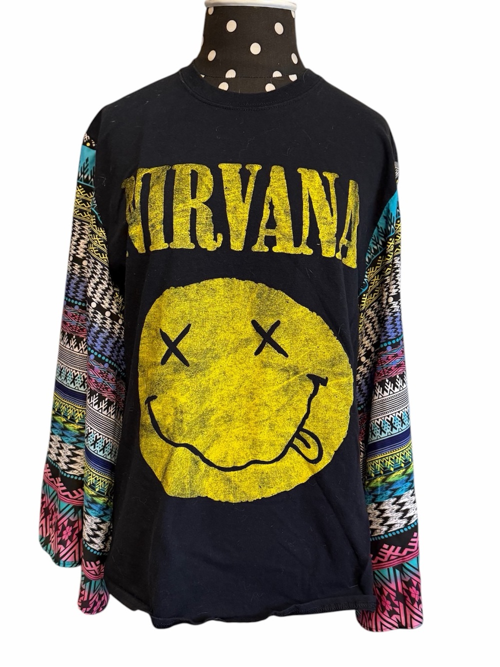Nirvana. Flowy sleeve shirt. Medium. Boutique. The Remix Collection.